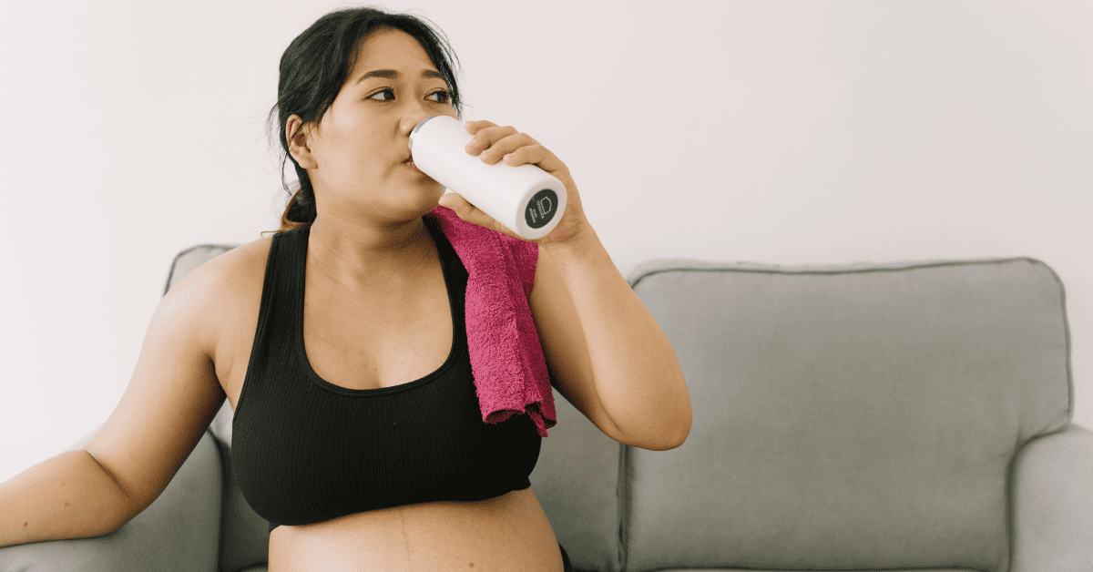 the-importance-of-proper-hydration-for-mom-and-baby-kiddbuzz